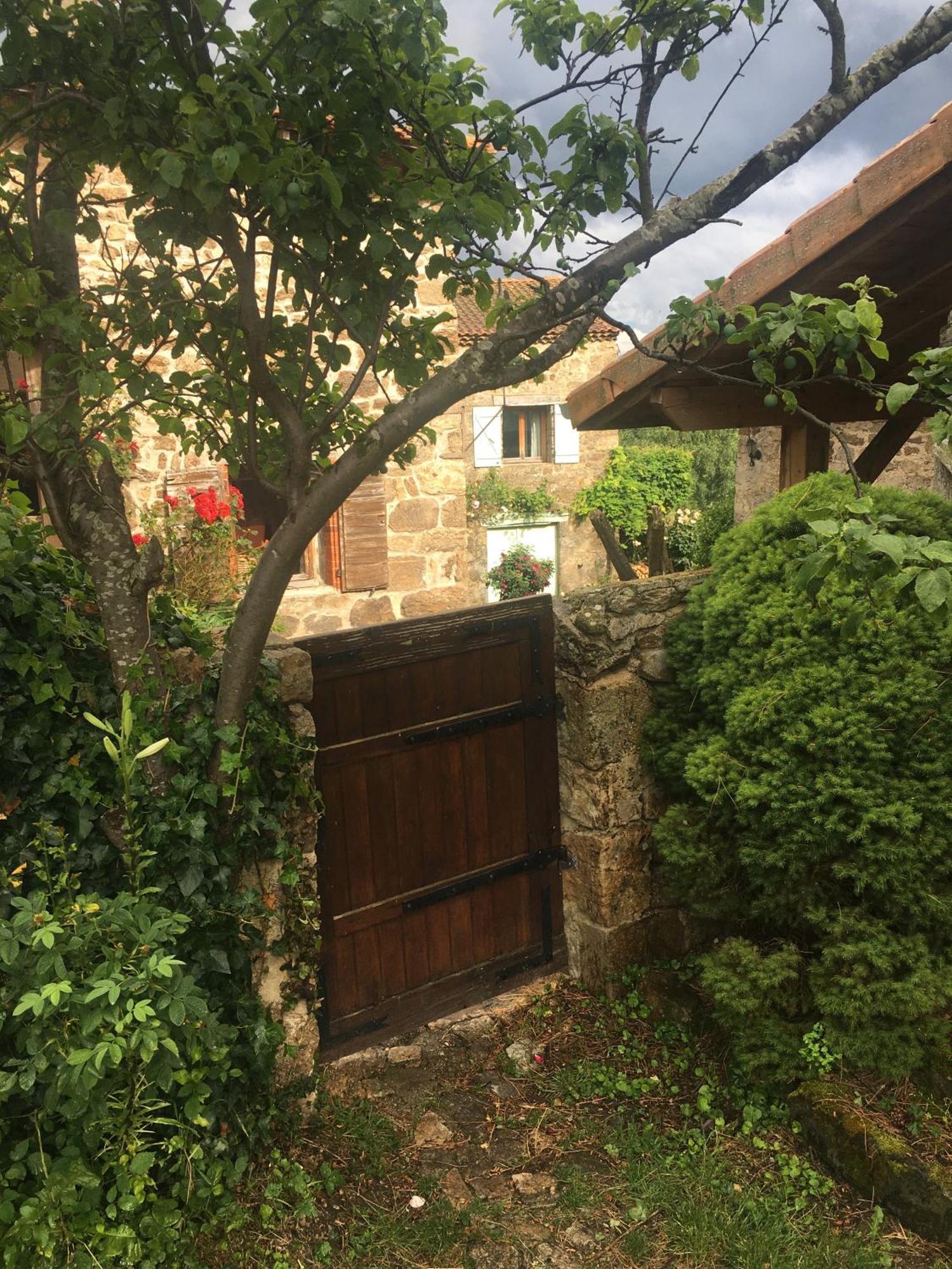 Gites De Gobertier Saint-Alban-d'Ay Экстерьер фото